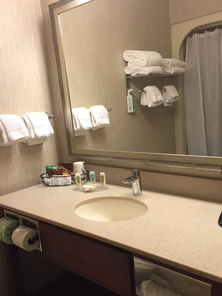 Quality Inn Бедфорд Экстерьер фото