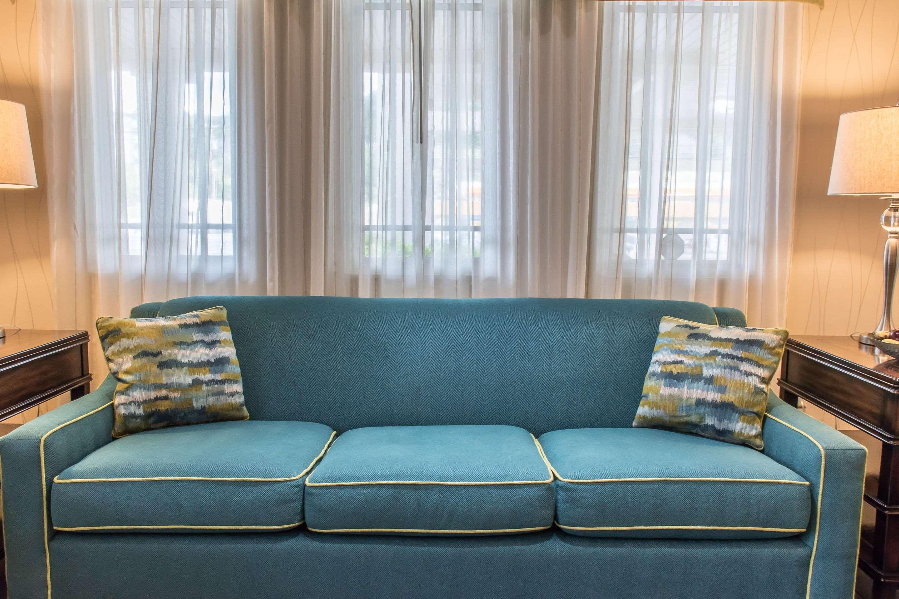 Quality Inn Бедфорд Экстерьер фото