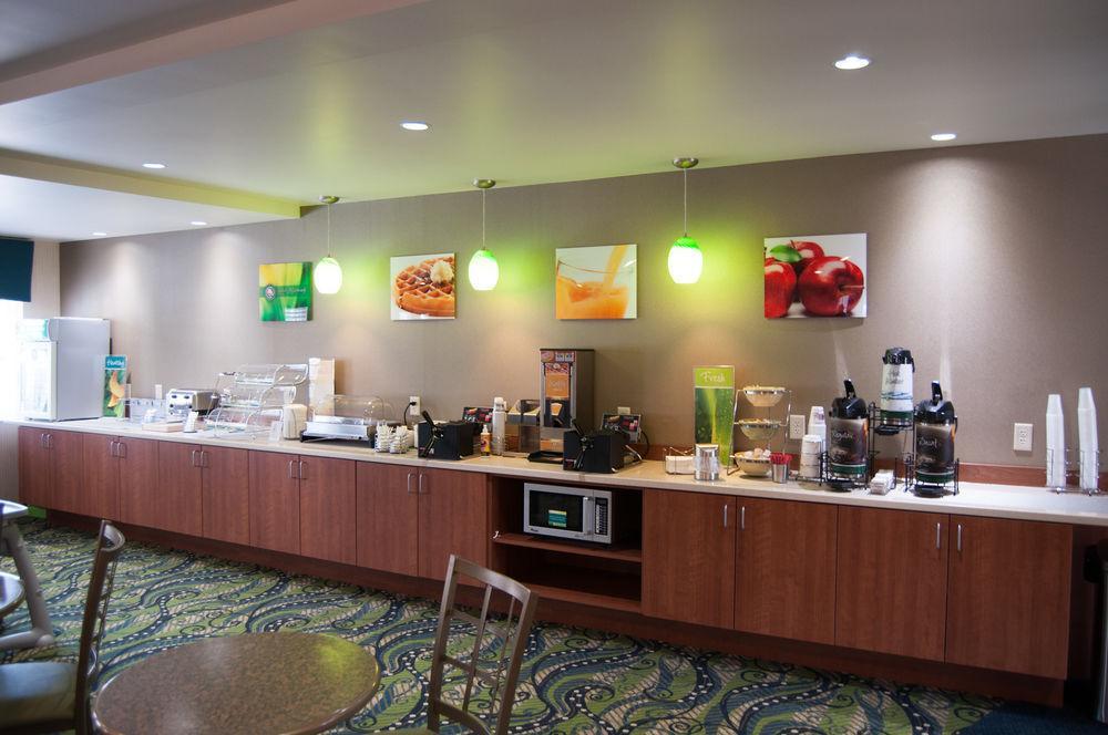 Quality Inn Бедфорд Экстерьер фото